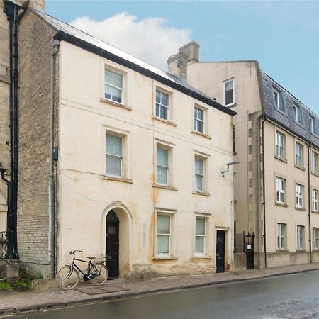 The Courtyard Cirencester Exterior photo